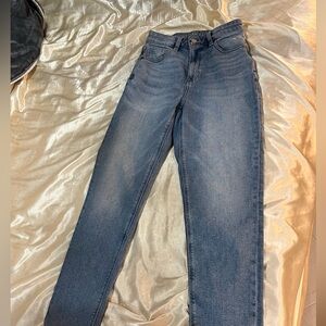 American Eagle Outfitters Dark Blue Skinny Jeans